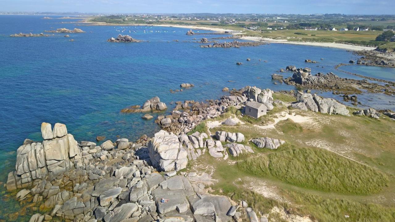 La Grange Aux Lievres, Gites Kerdoel Cléder Zewnętrze zdjęcie