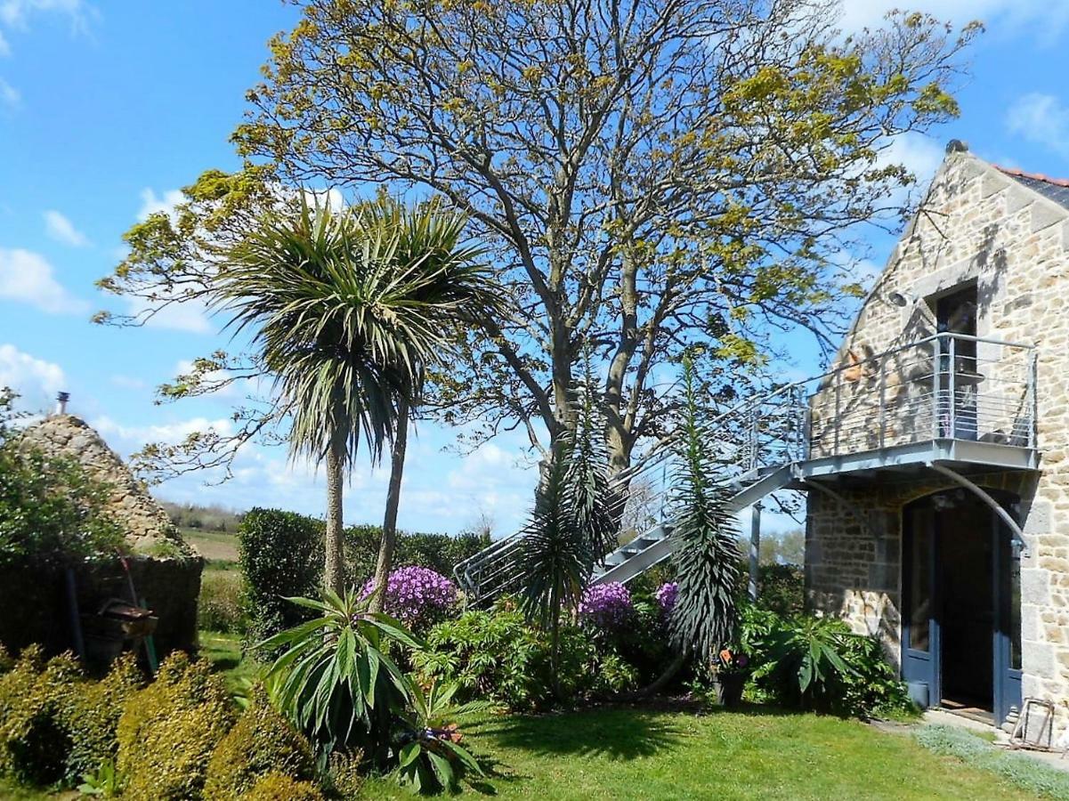 La Grange Aux Lievres, Gites Kerdoel Cléder Zewnętrze zdjęcie